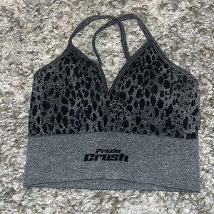 Sports bra
